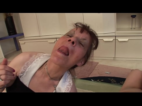 ❤️ Dua nenek dan satu kakek memiliki threesome ❤❌ Rusia porno pada kami id.pornofilmtv.ru ️❤